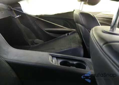 2014 Cadillac Elr Standard z USA, uszkodzony, nr VIN 1G6RM1E44EU601475